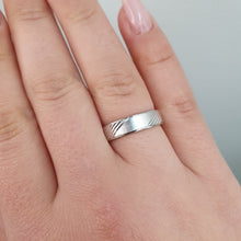  Snygg förlovnings ring i äkta silver
