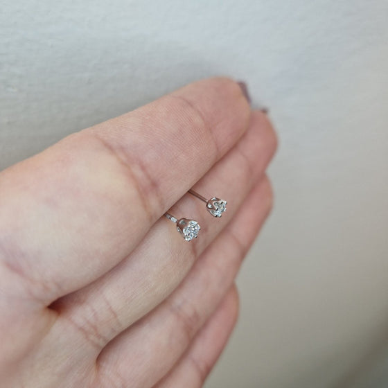 Diamant örhängen 0,20ct 18k vitguld 