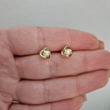  Örhängen 18k guld Knutar med pärla