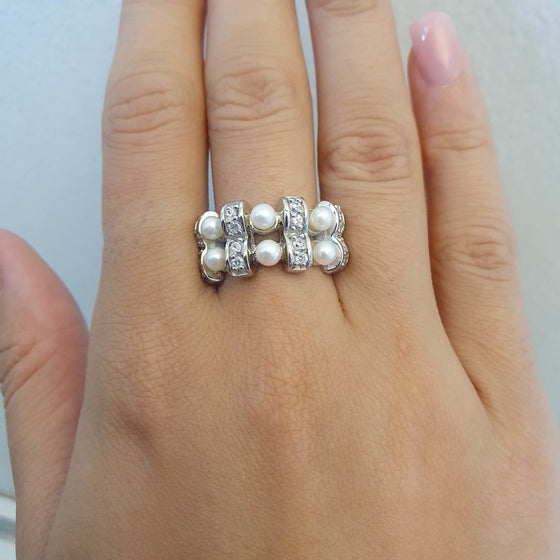 Silver ring med pärlor & stenar