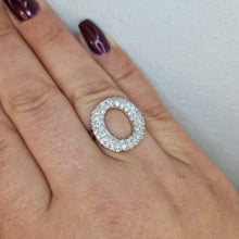  Oval ring i äkta silver med kristaller
