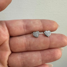  Silverörhängen hjärta med stenar