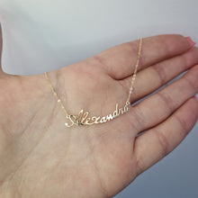  Personligt namnhalsband förgyllt