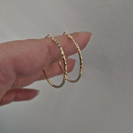 Creoler 18k guld facetterade 30mm