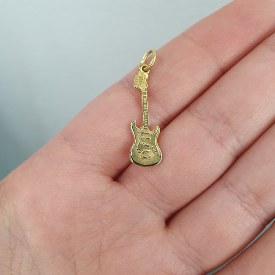 Hängsmycke Elgitarr 18k guld