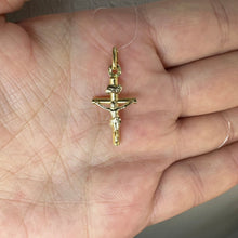  Kors med Jesus 18k guld