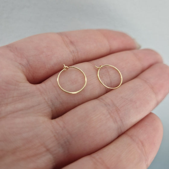 Läkringar 18k guld 10mm