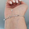 Stelt silver armband med stenar